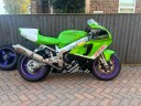 Kawasaki zx7r track bike 